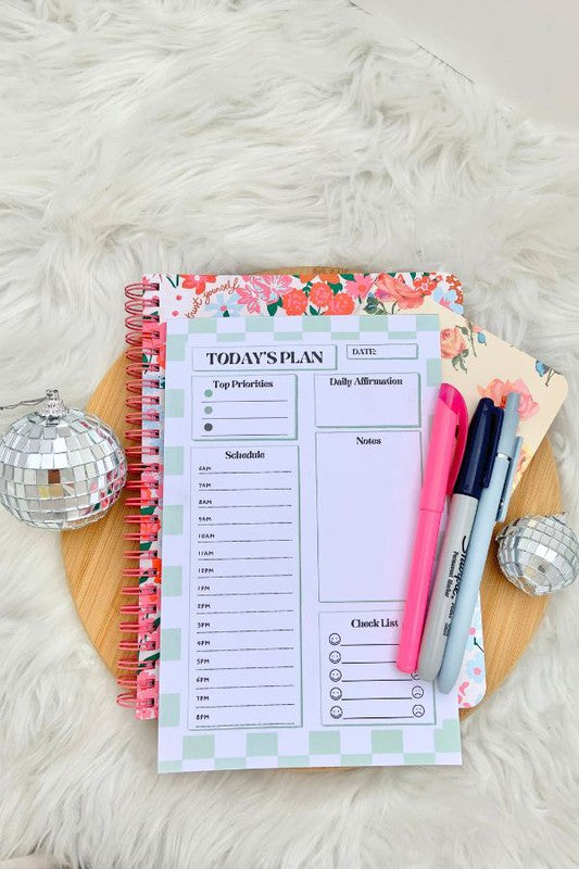 DAILY NOTEPAD SCHEDULE PLANNER